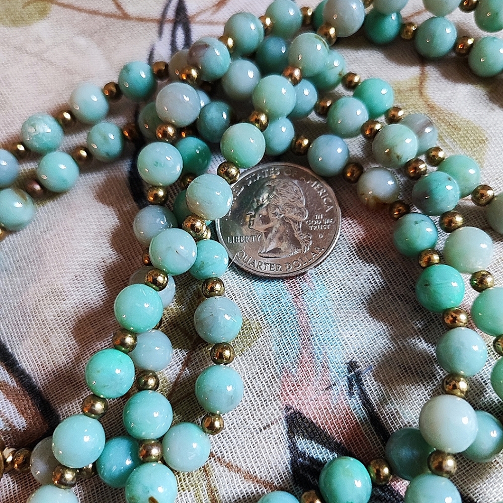 Green Mottled Long Single Strand Plastic Beaded Necklace Vintage Jade Color EUC - Picture 8 of 8